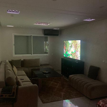 Appartement De Luxe Meuble Centre Ville เกนิตรา ภายนอก รูปภาพ