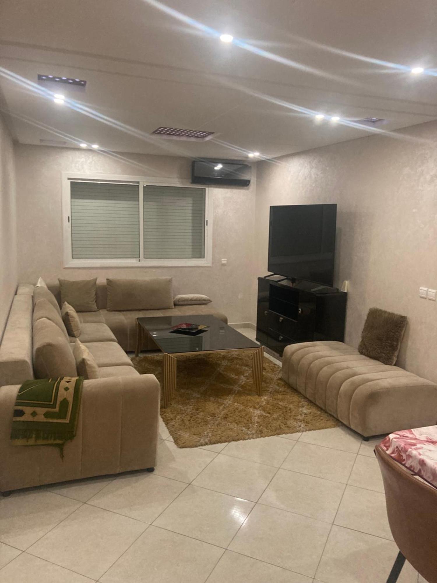 Appartement De Luxe Meuble Centre Ville เกนิตรา ภายนอก รูปภาพ